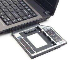 Adaptateur baie disque dur + Installation + Adaptation