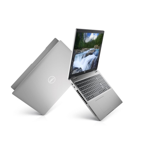 Dell Latitude 5521 Sans caméra i7-11850H 8 Go SSD 256 Go Full HD 15,6"