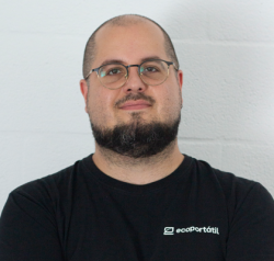 Mario C. - Técnico chez Ecoportatil